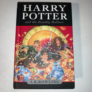 Harry Potter and the Deathly Hallows Coffee Table Book One Size Red Black